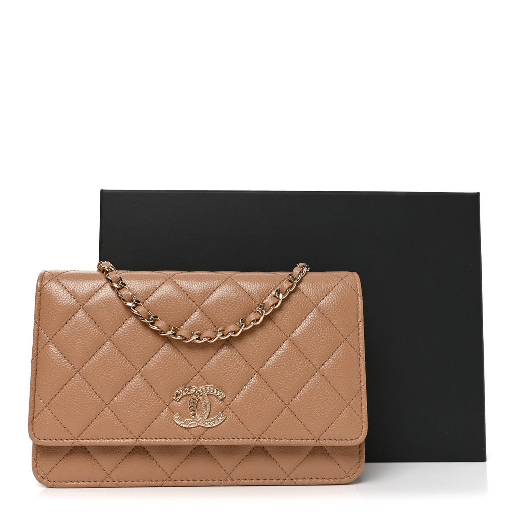 Caviar Quilted Multi Chain Wallet On Chain WOC Beige