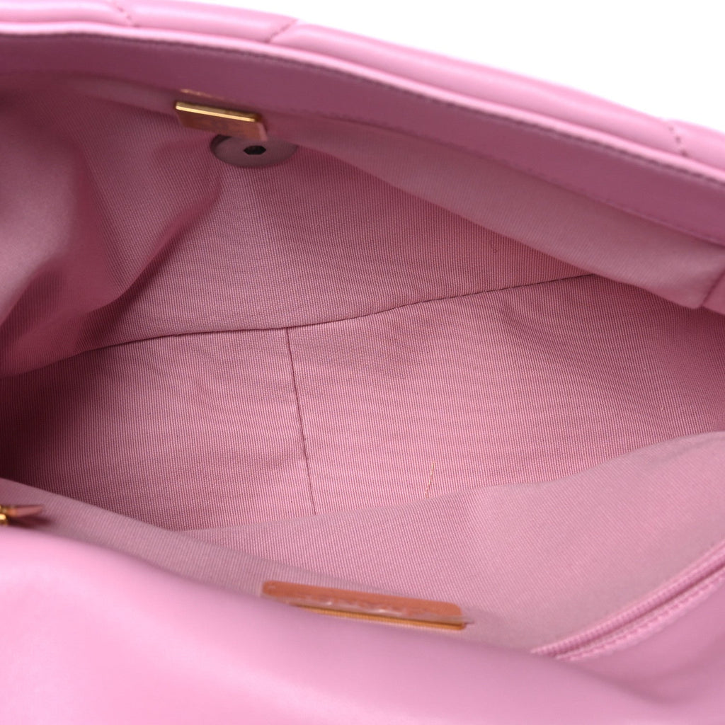 Lambskin Quilted Medium Chanel 19 Flap Lilac