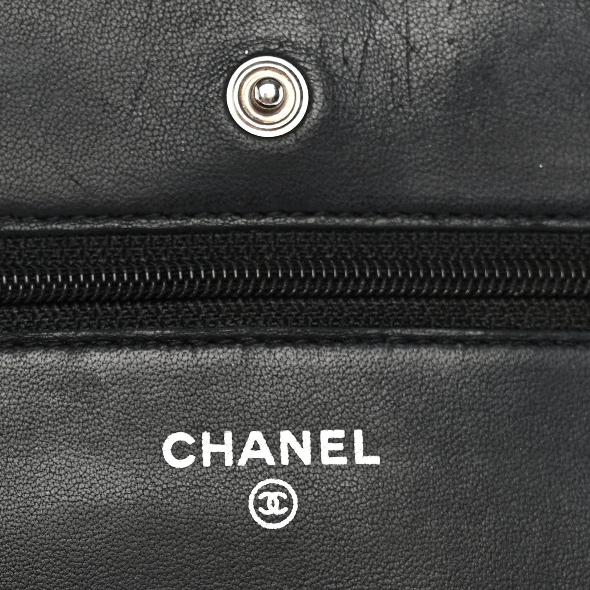Lambskin Quilted Wallet On Chain WOC Black