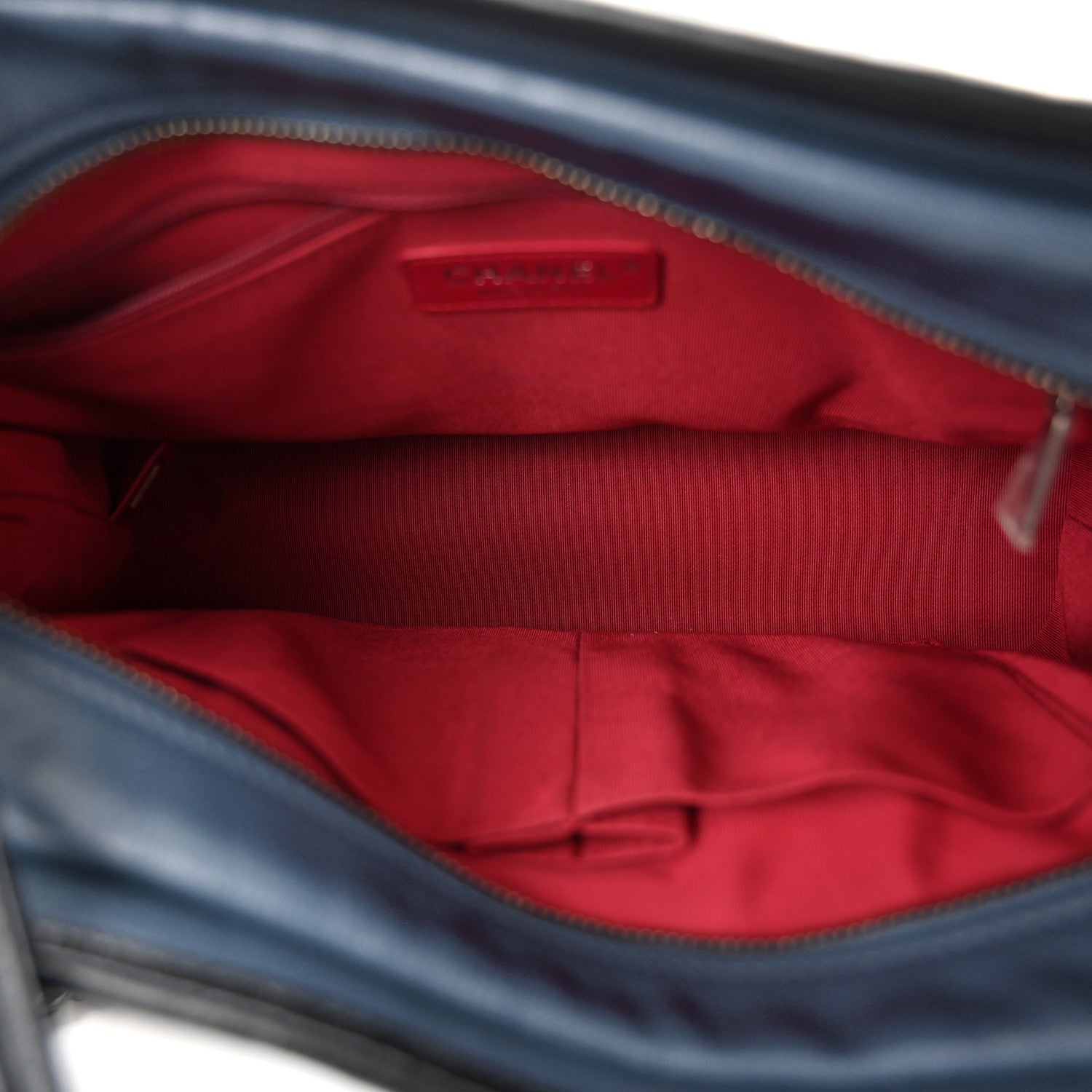 Aged Calfskin Chevron Quilted Medium Gabrielle Hobo Navy Black