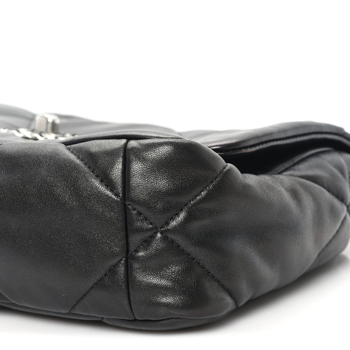 Lambskin Quilted Medium Chanel 19 Flap Black