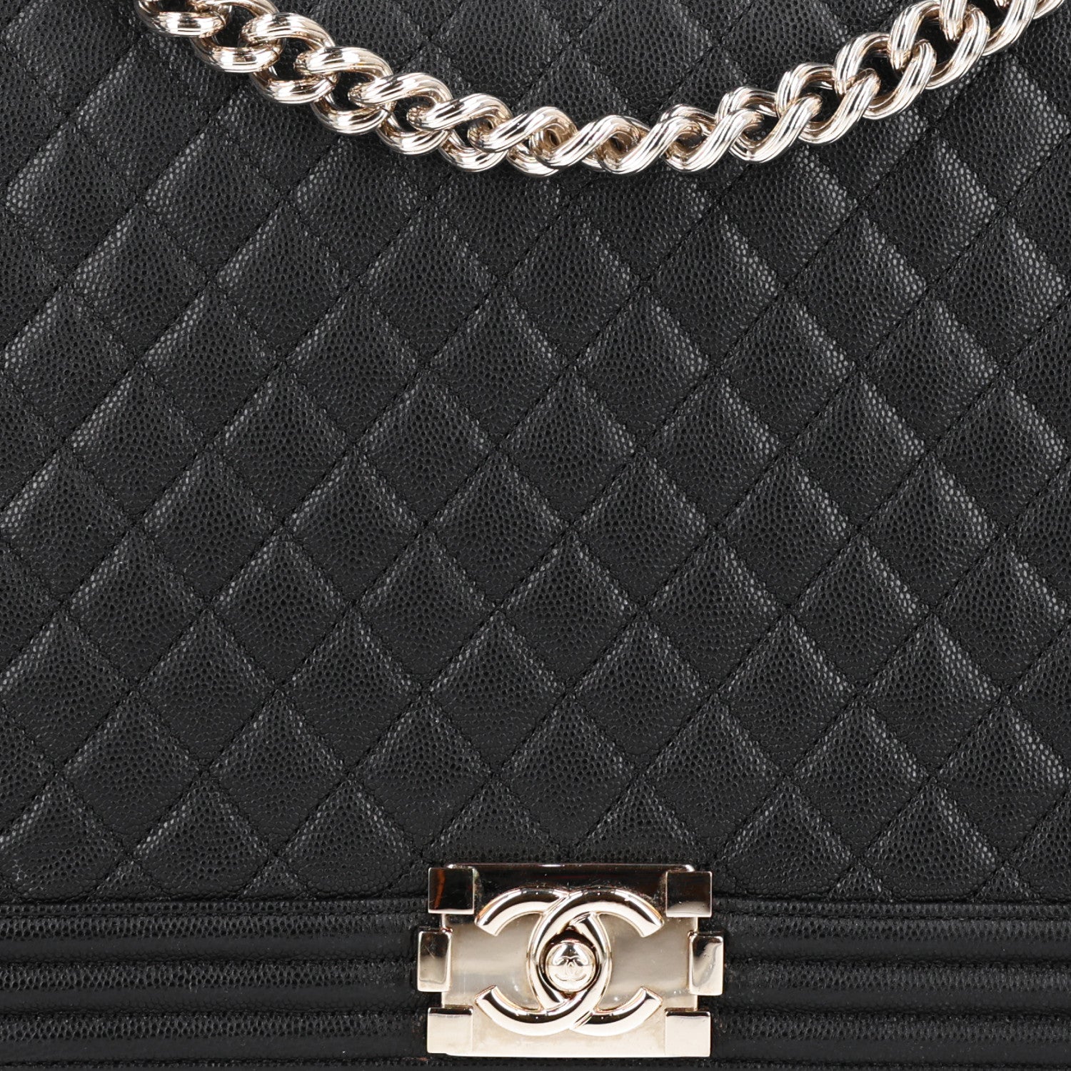 Caviar Quilted Large Boy Flap Black