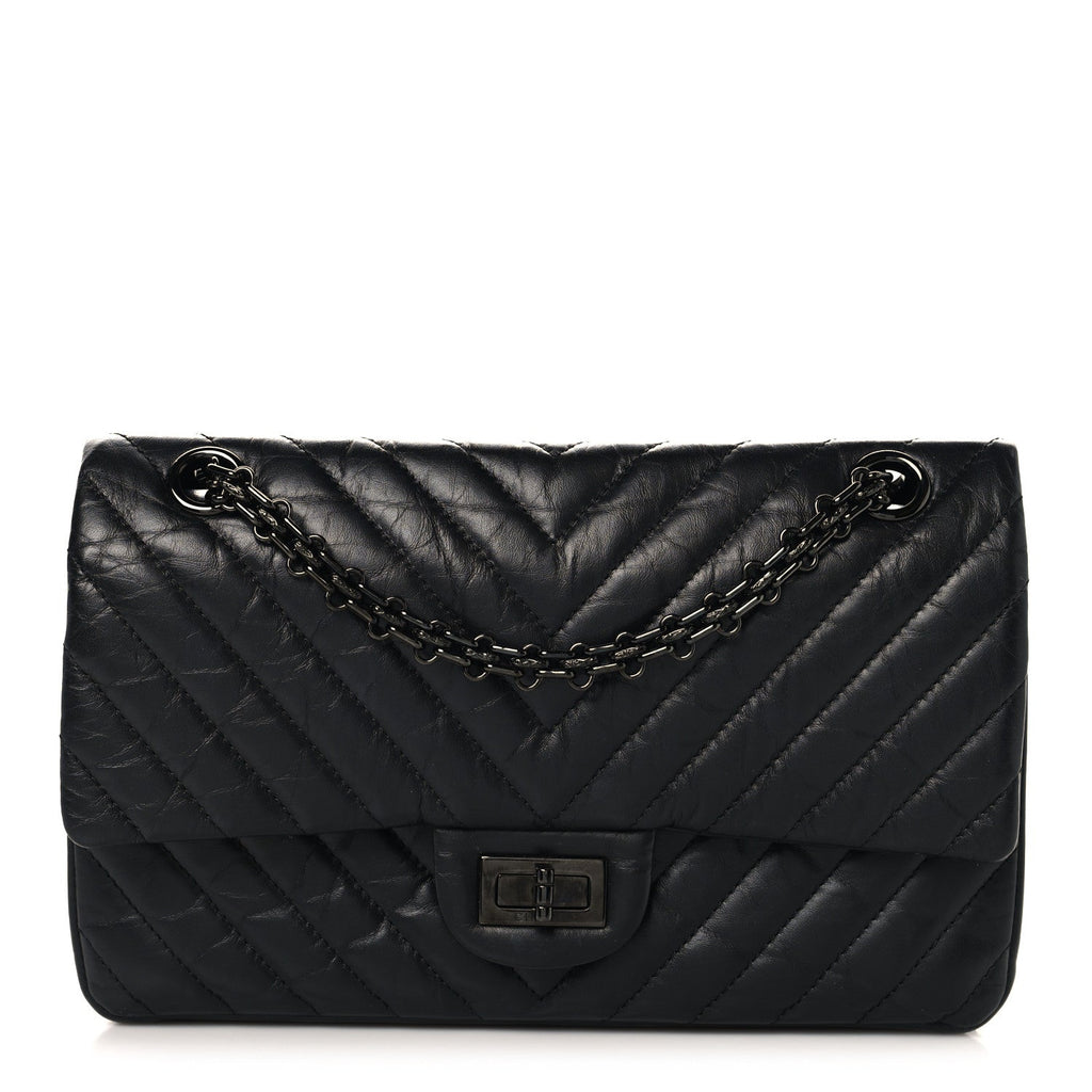 Aged Calfskin Chevron Quilted 2.55 Reissue 225 Flap So Black