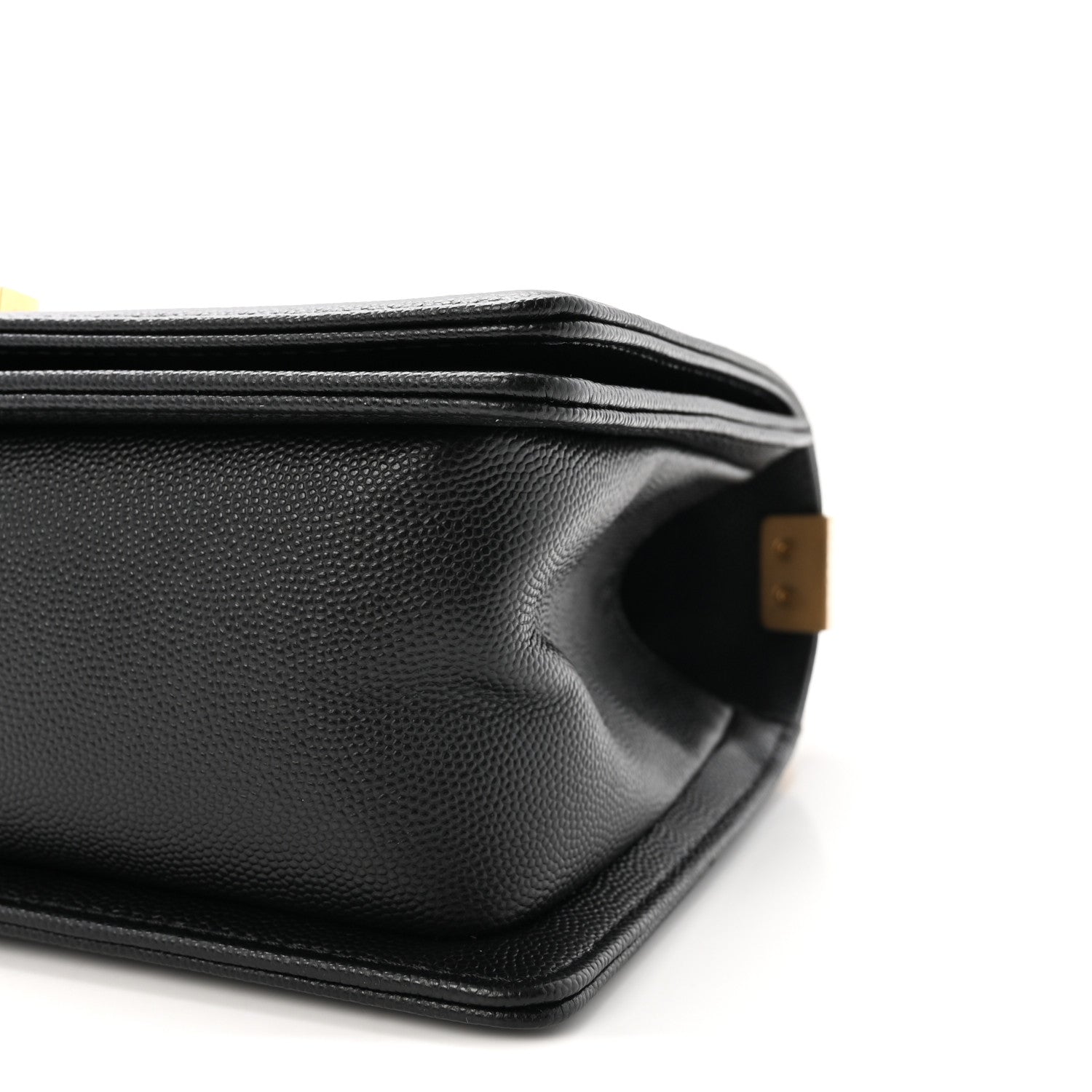 Caviar Quilted Medium Boy Flap Black