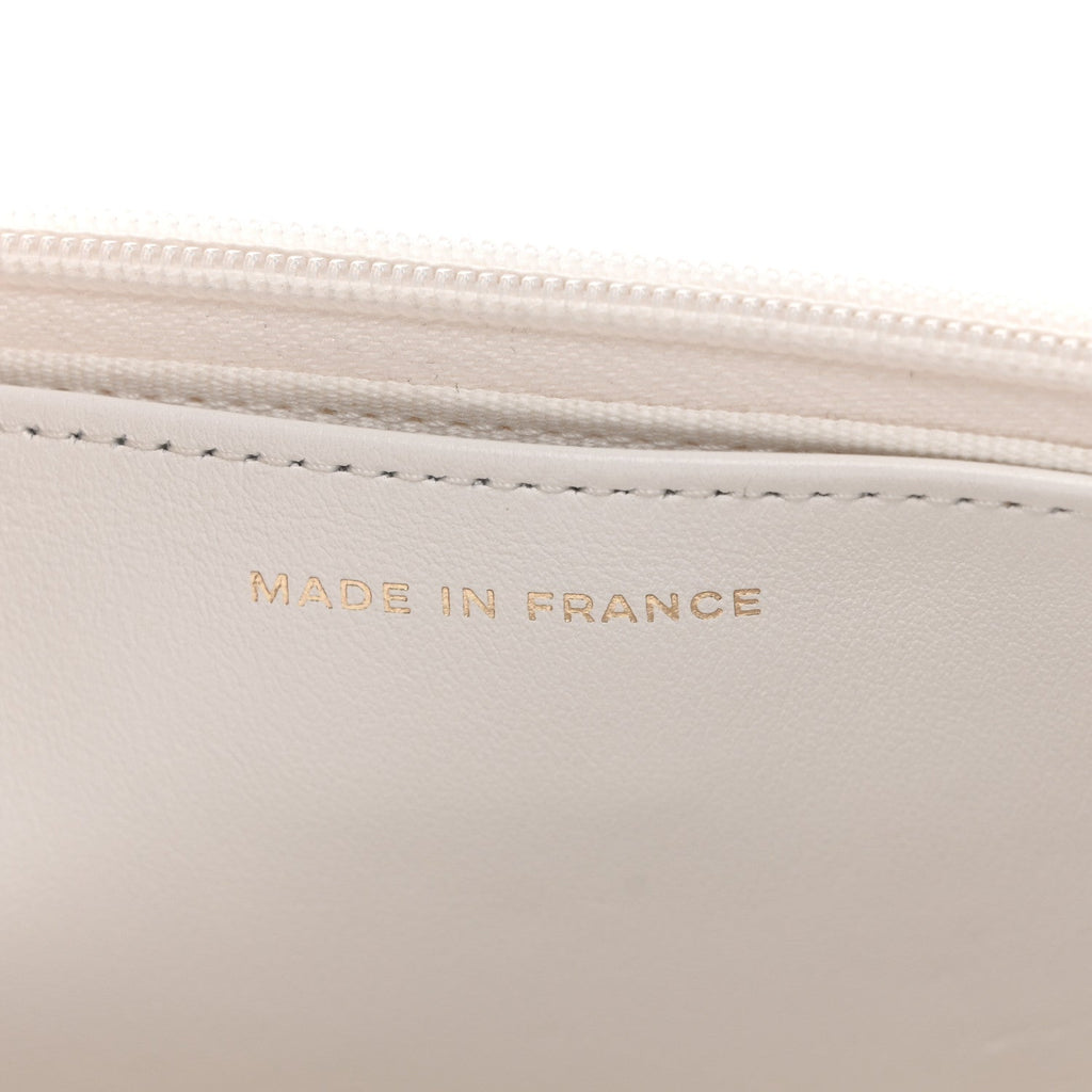 Caviar Quilted Enamel Coco Casino Wallet On Chain WOC White