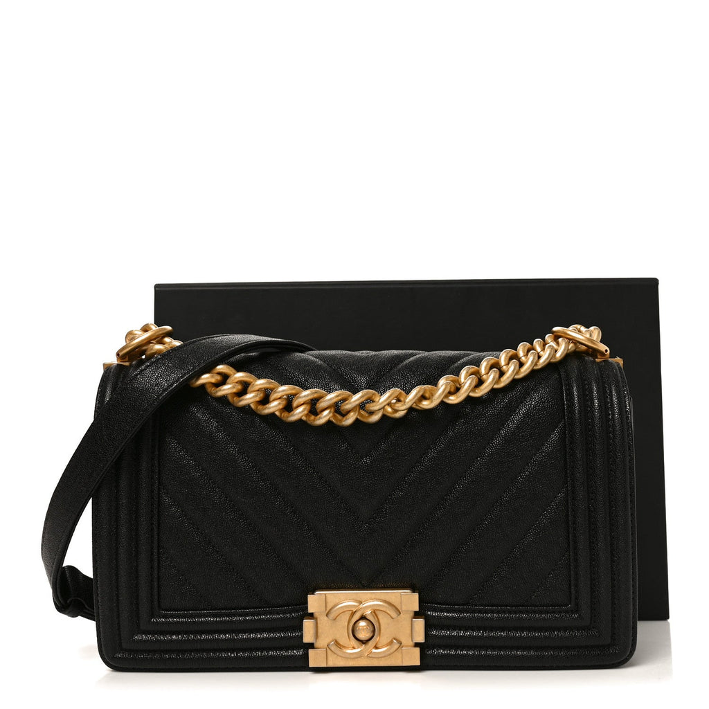 Caviar Chevron Quilted Medium Boy Flap Black
