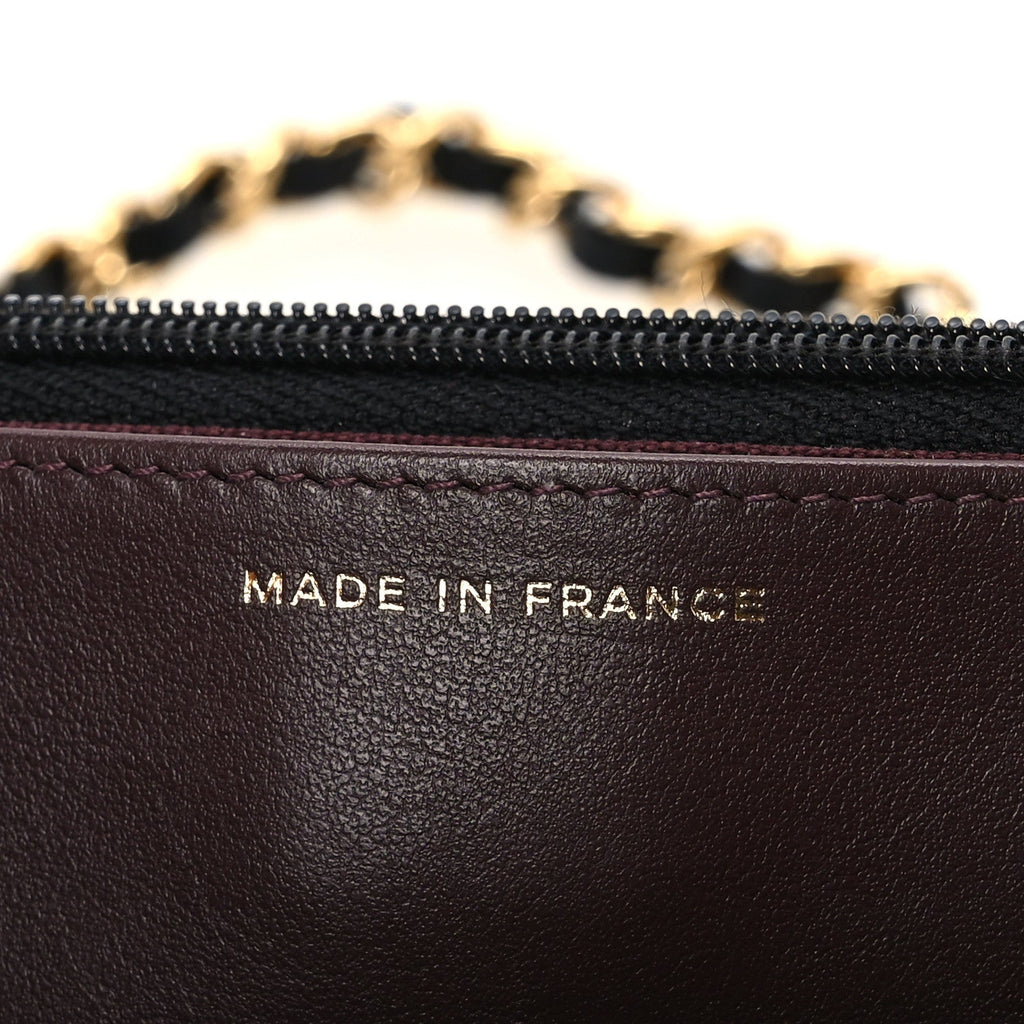 Caviar Quilted CC Turnlock Wallet On Chain WOC Black