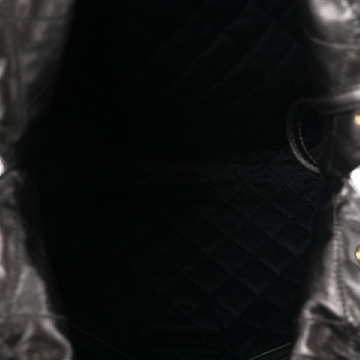Metallic Calfskin Quilted Chanel 22 Ruthenium