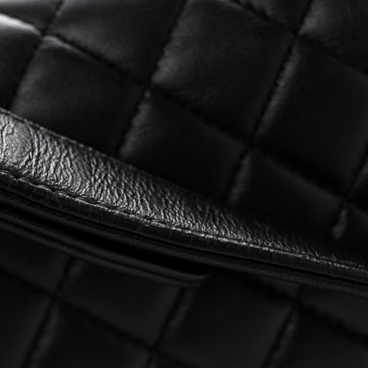 Lambskin Quilted New Medium Boy Flap Black