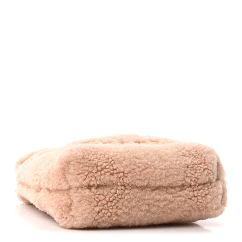Shearling Quilted Mini Chanel 22 Light Pink