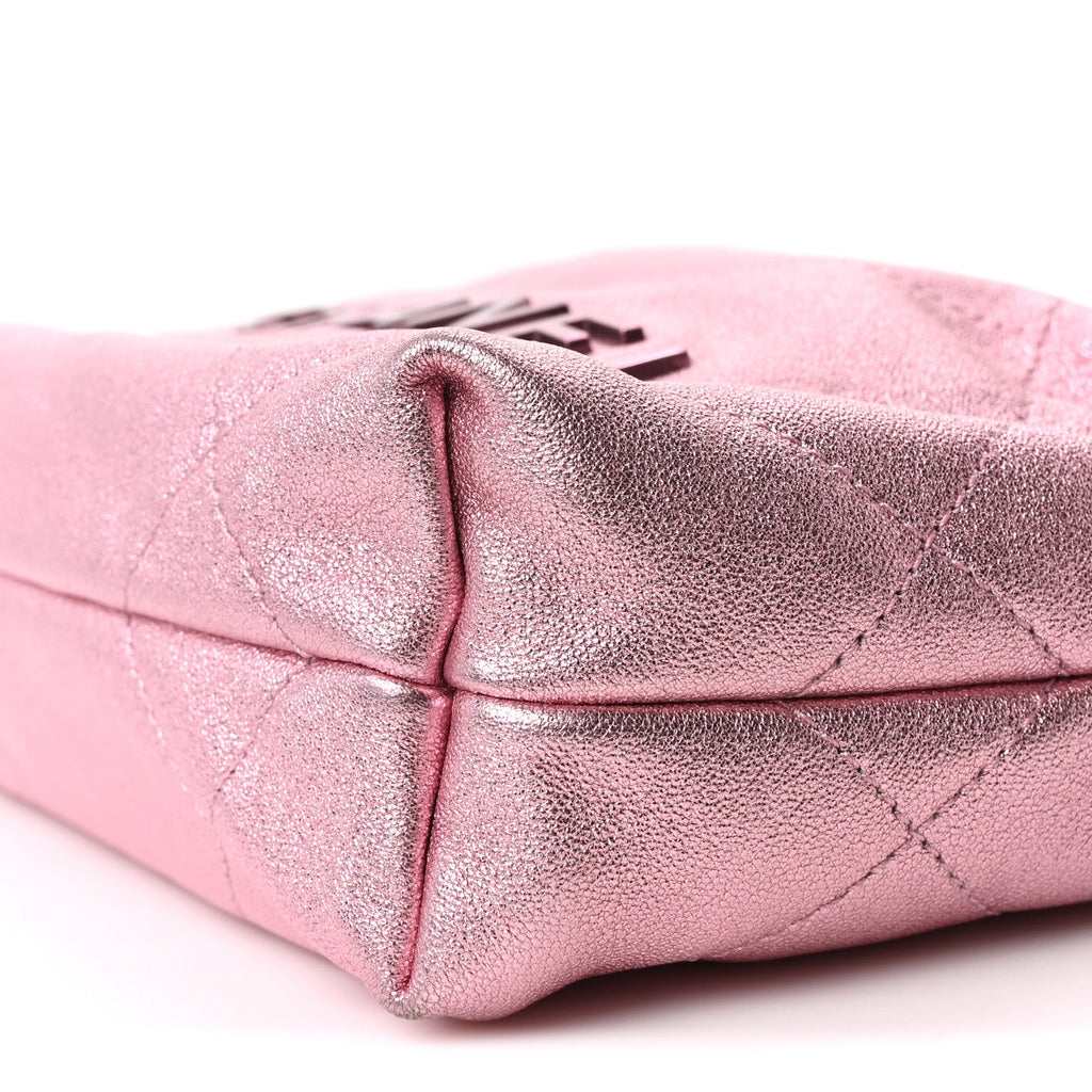 Metallic Lambskin Lacquered Monochrome Quilted Mini Chanel 22 Pink