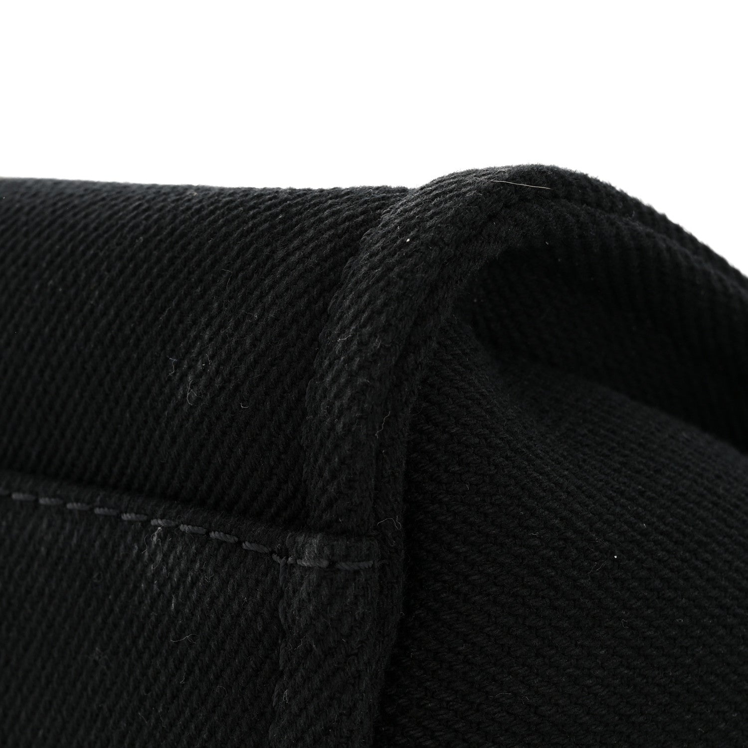 Canvas Pearl Medium Deauville Tote Black