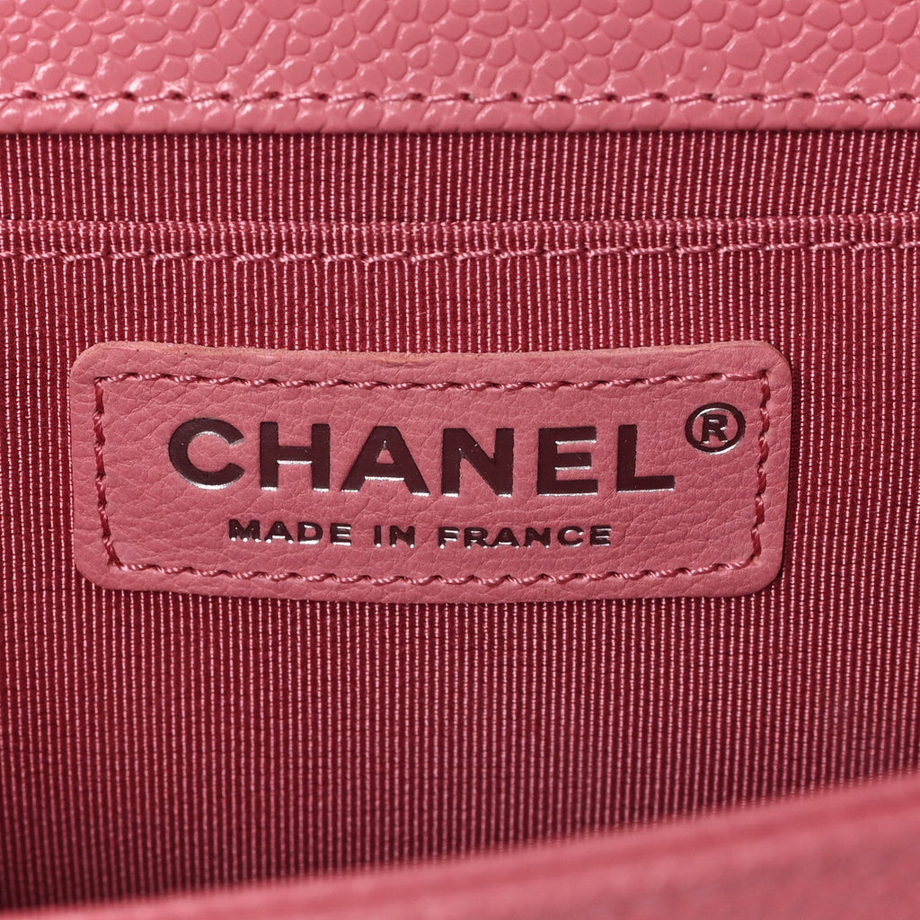 Caviar Chevron Quilted Medium Boy Flap Pink