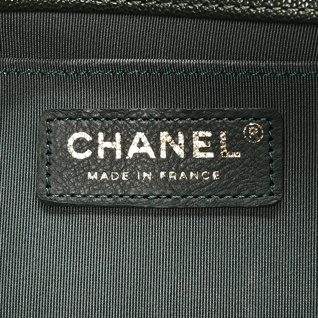 Caviar Chevron Quilted Medium Boy Flap Dark Green