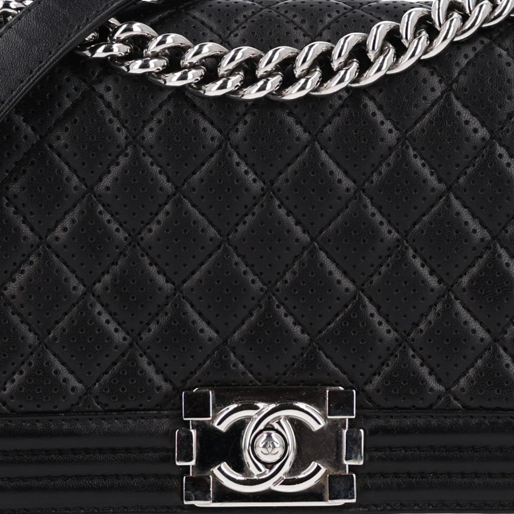 Lambskin Perforated Medium Boy Flap Black