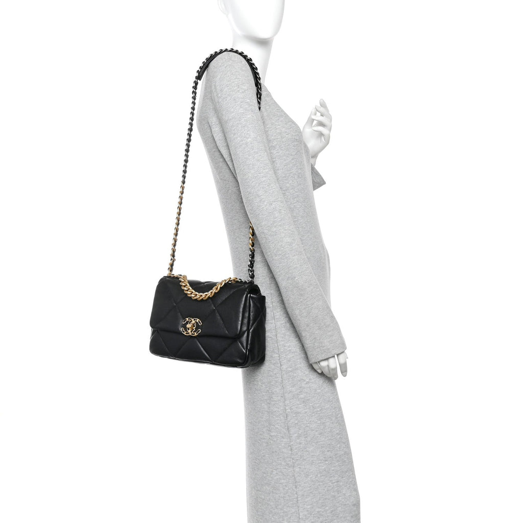 Lambskin Quilted Medium Chanel 19 Flap Black