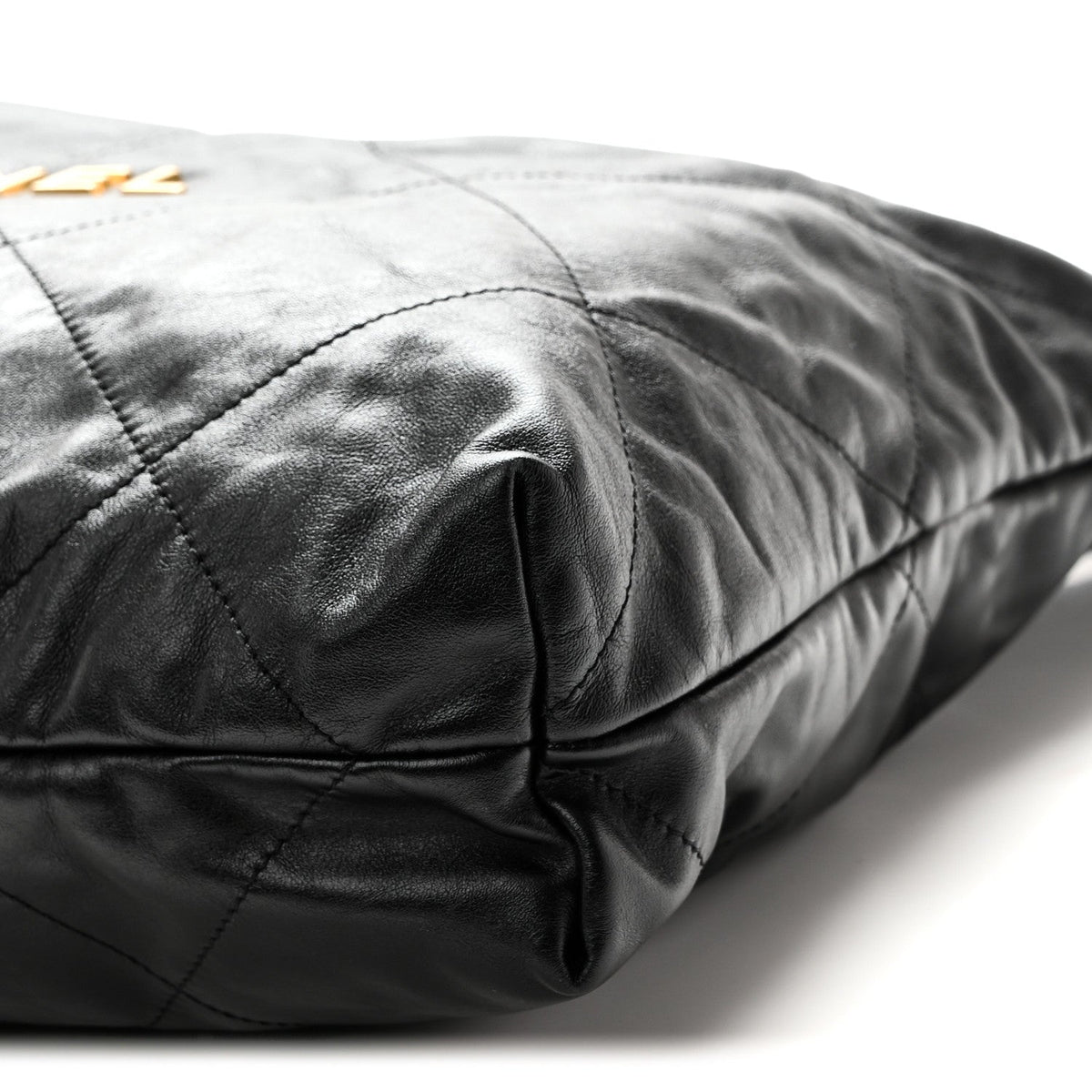 Shiny Calfskin Quilted Chanel 22 Black