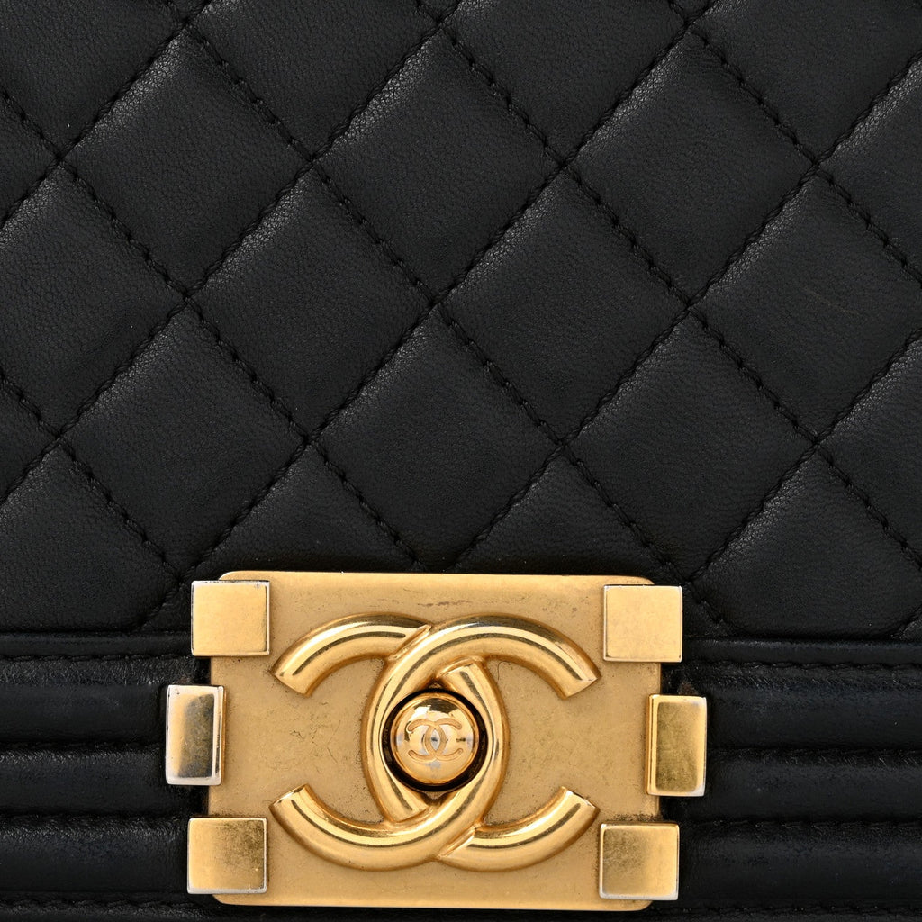 Lambskin Quilted Medium Boy Flap Black