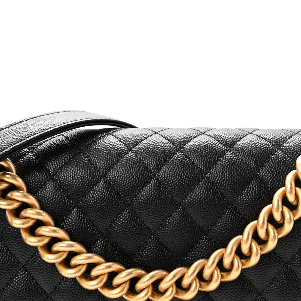 Caviar Quilted Medium Boy Flap Black