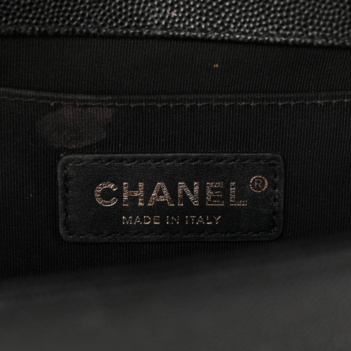 Caviar Quilted Medium Boy Flap Black