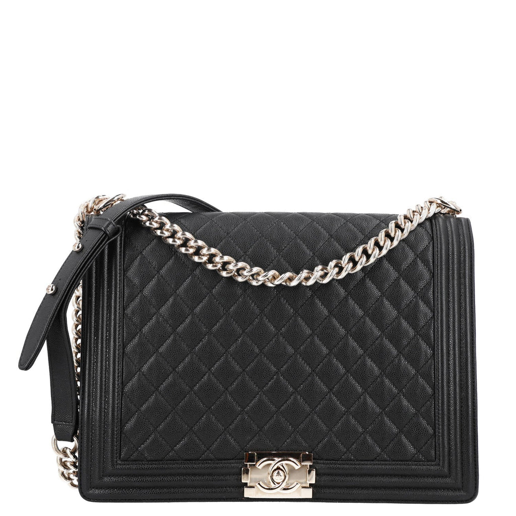 Caviar Quilted Large Boy Flap Black