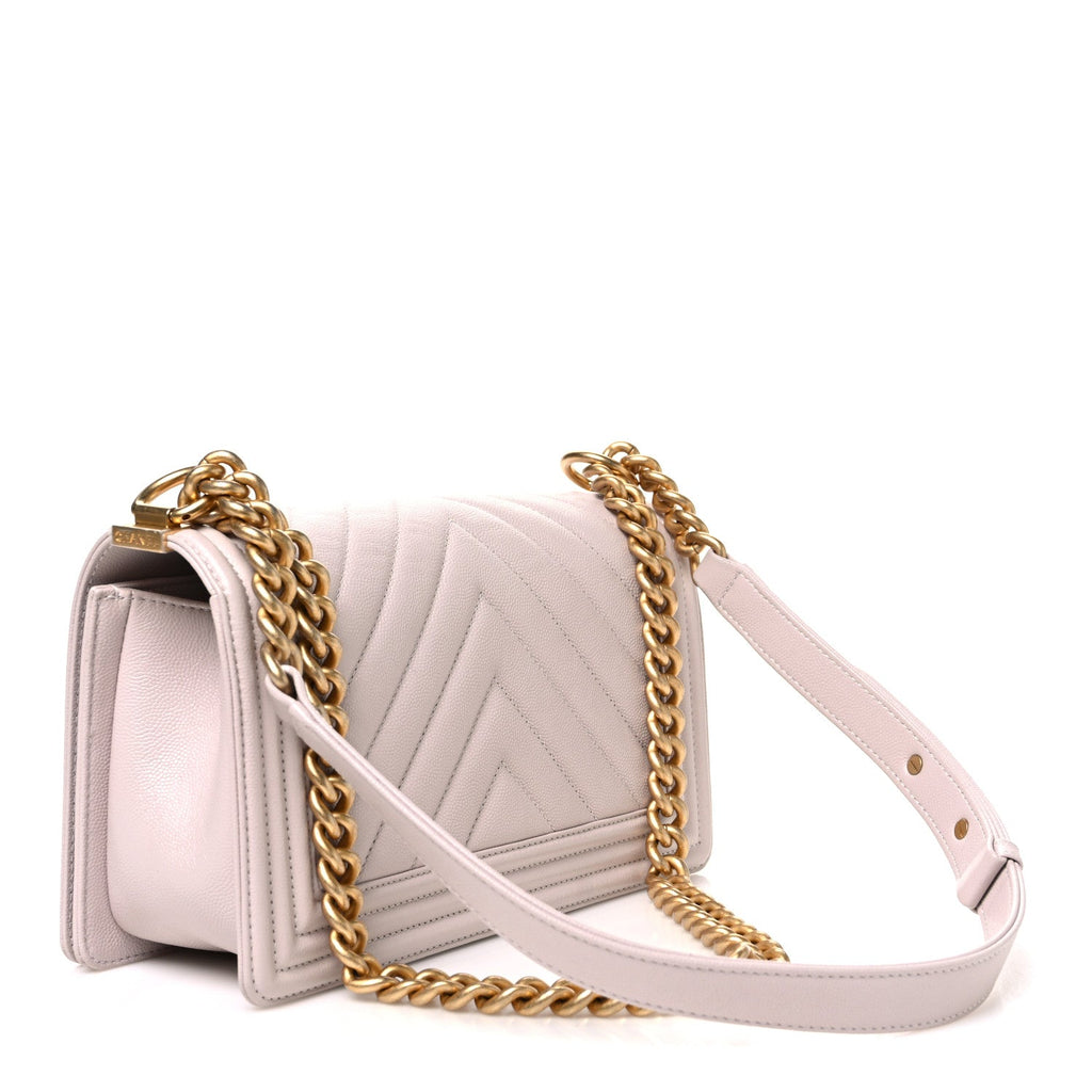 Caviar Chevron Quilted Medium Boy Flap Light Pink