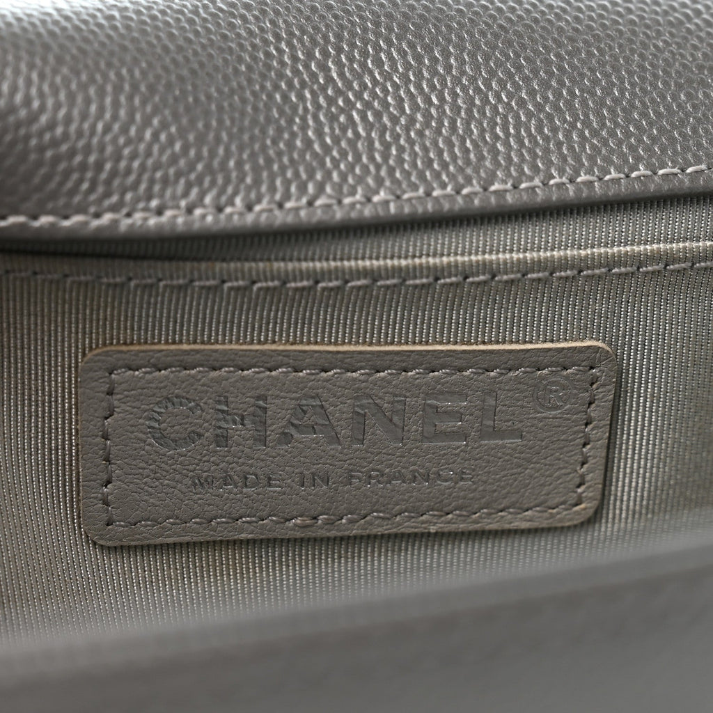 Metallic Caviar Quilted Medium Boy Flap Silver