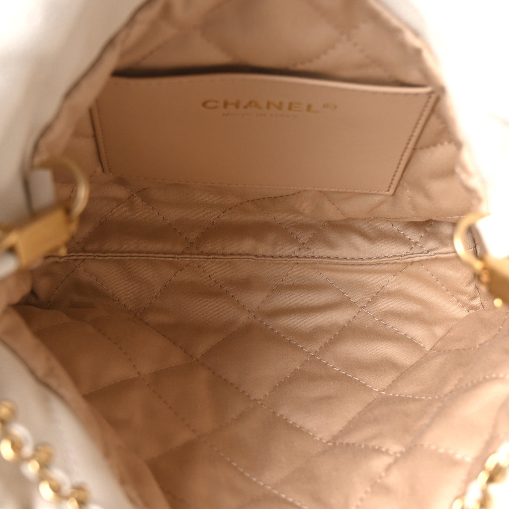 Shiny Caviar Quilted Monochrome Mini Chanel 22 White