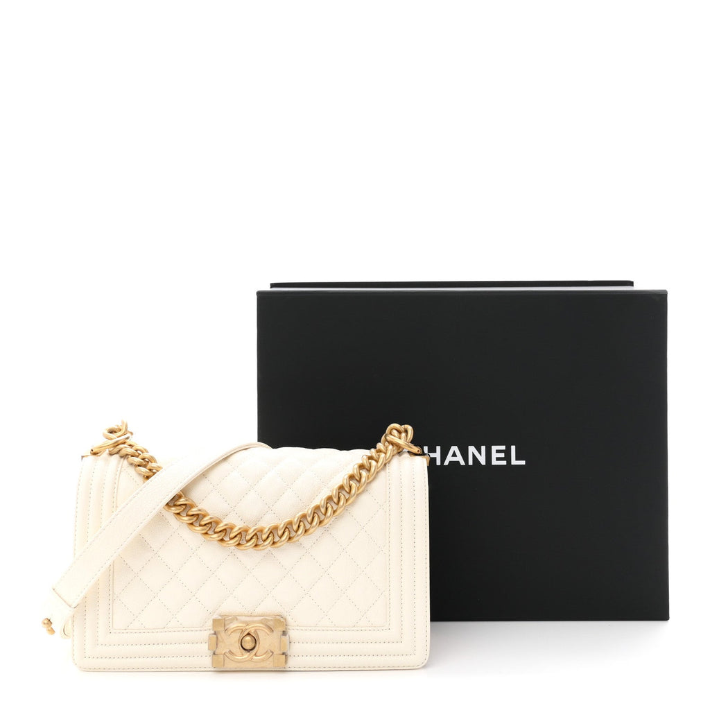 Caviar Quilted Medium Boy Flap White