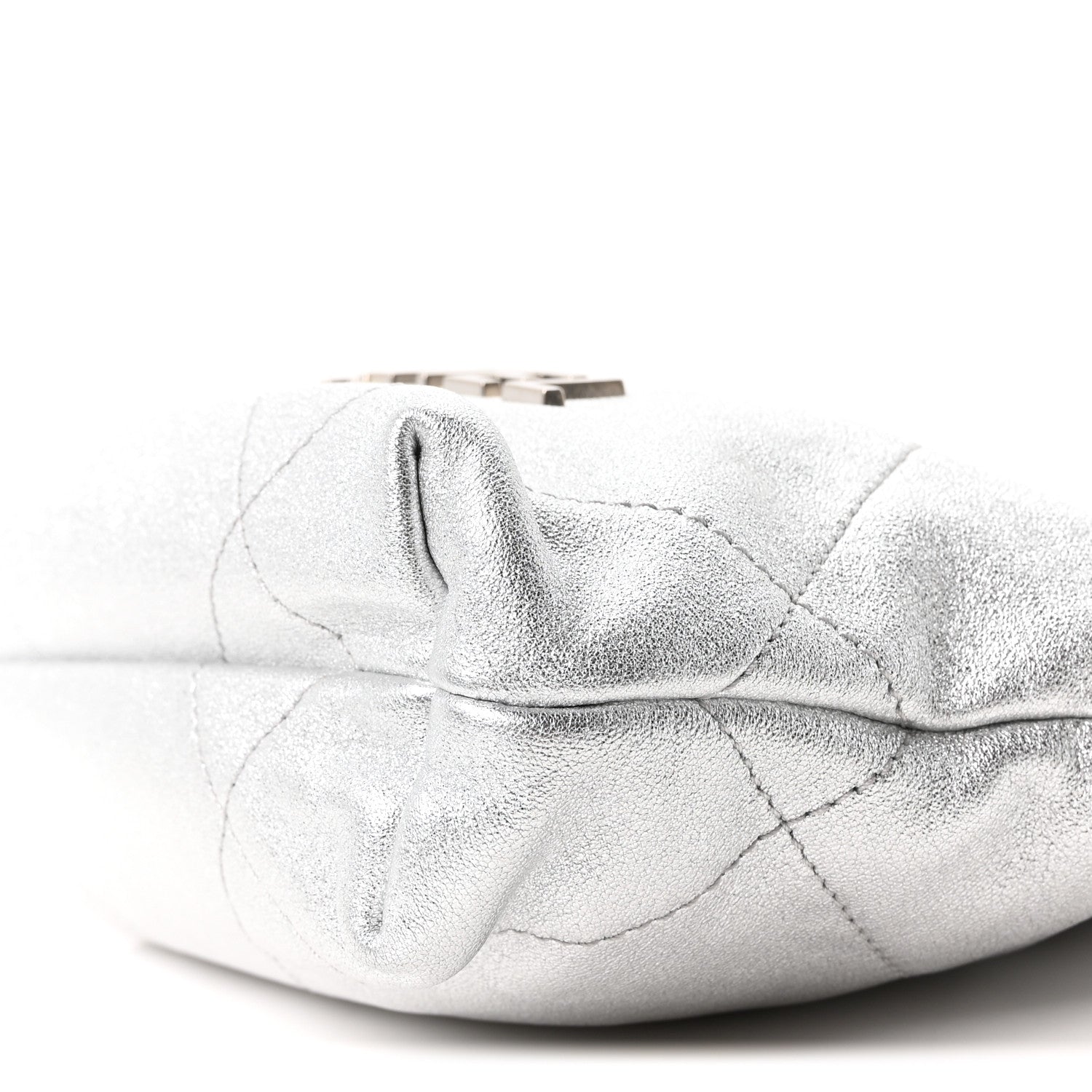 Metallic Lambskin Quilted Mini Chanel 22 Silvery