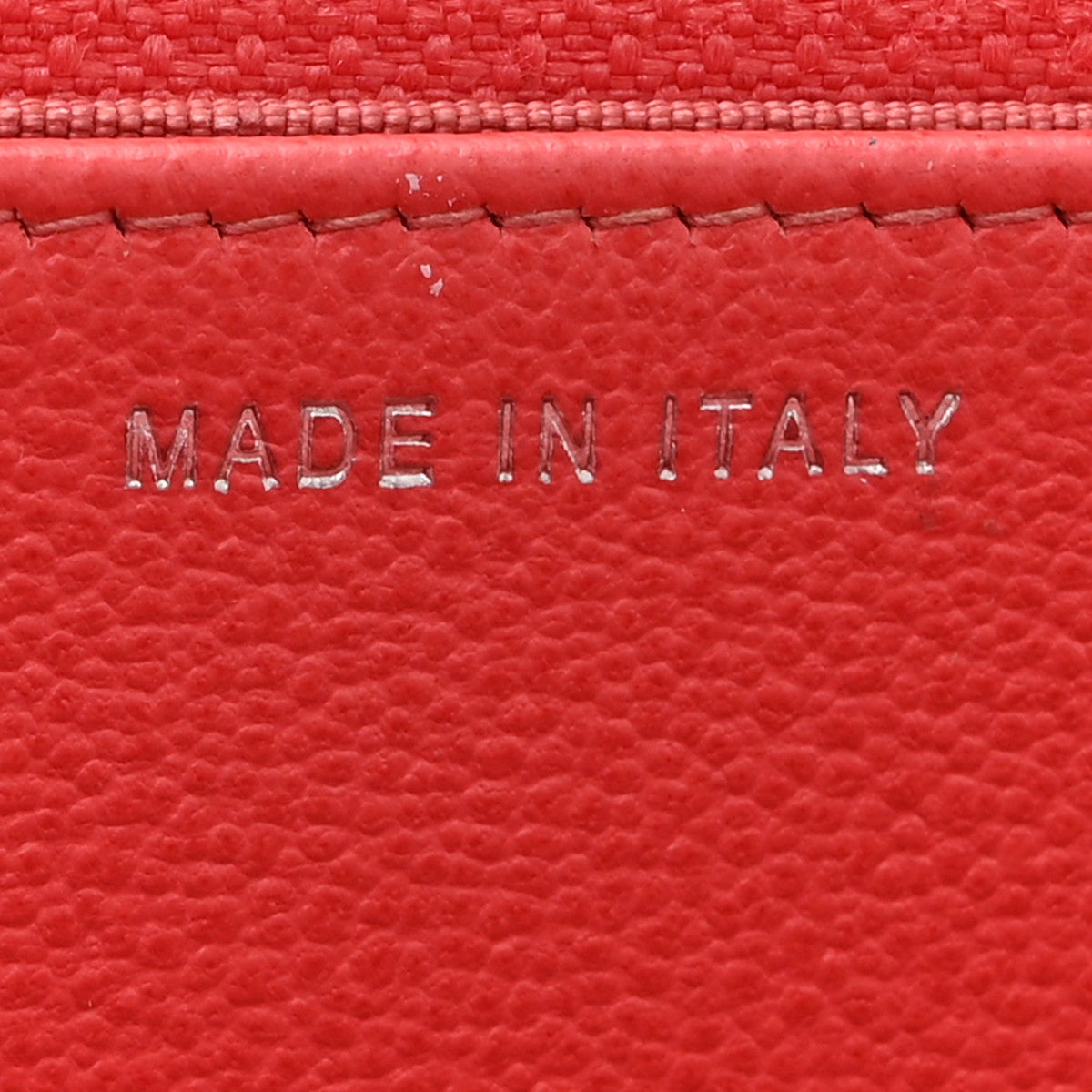 Grained Calfskin Quilted CC Box Wallet On Chain WOC Pink