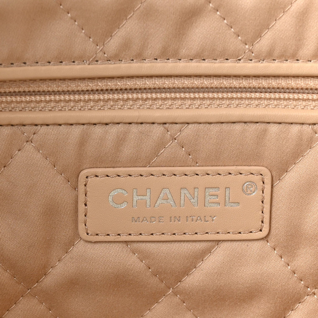 Shiny Calfskin Quilted Small Chanel 22 White Black
