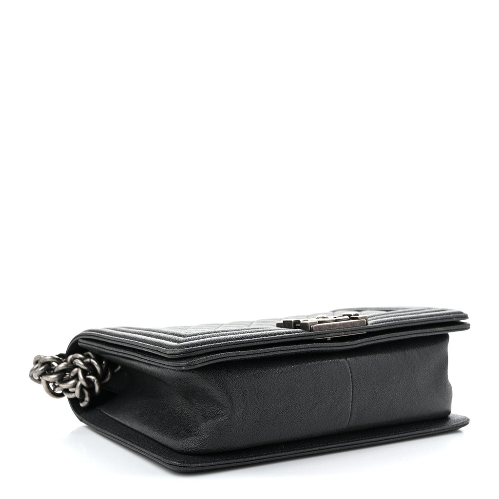 Caviar Quilted Medium Boy Flap Dark Grey