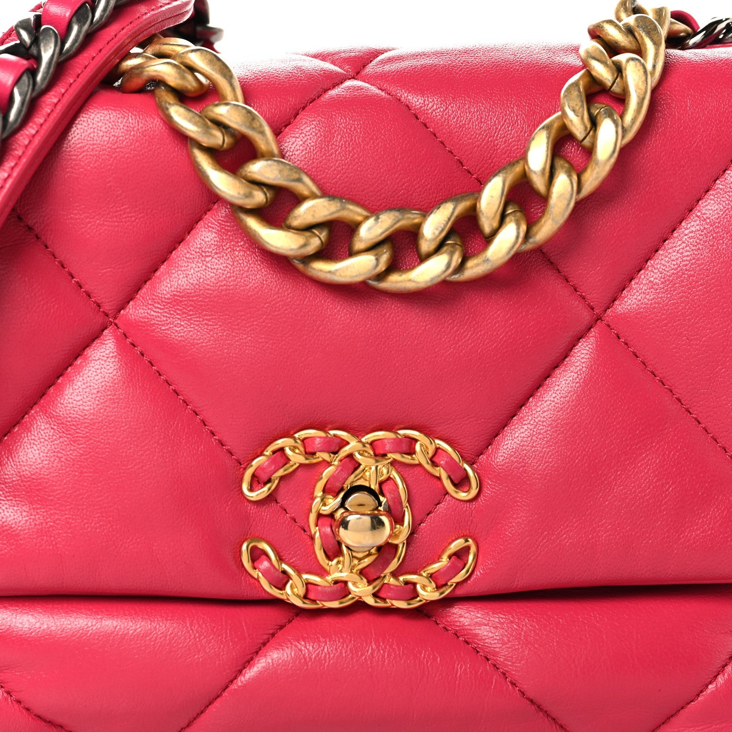 Lambskin Quilted Medium Chanel 19 Flap Dark Pink
