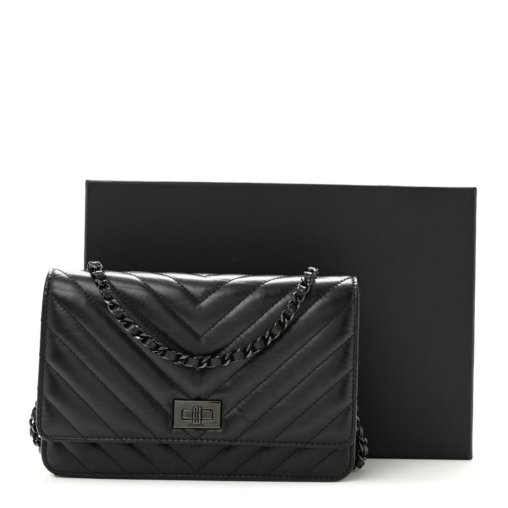 Aged Calfskin Chevron Quilted Reissue Wallet On Chain WOC So Black