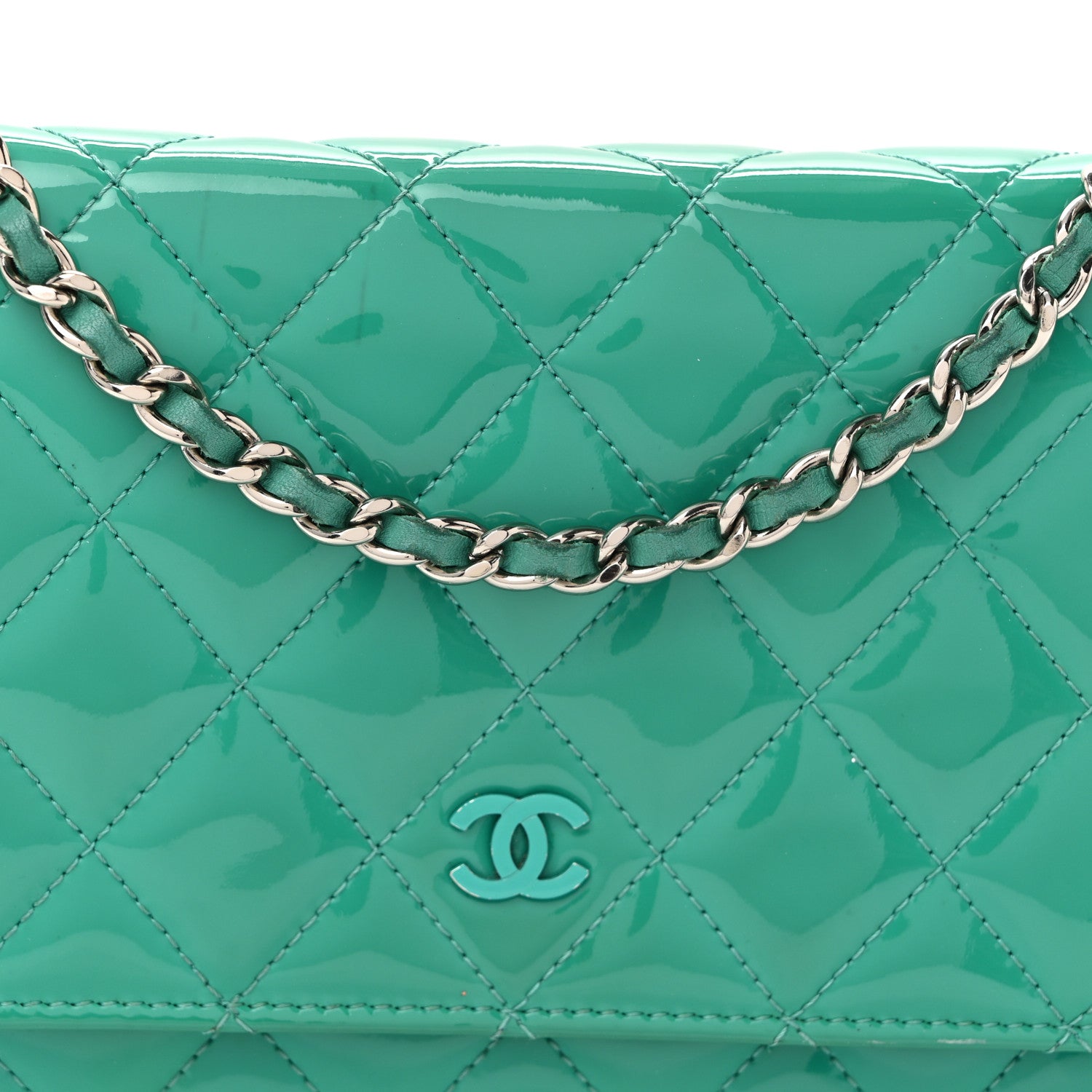Patent Quilted Wallet On Chain WOC Green