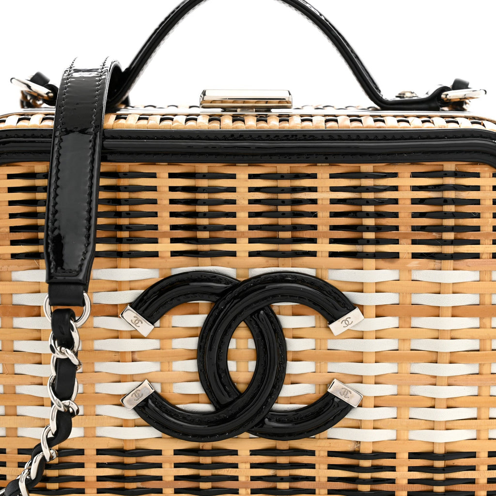 Raffia Patent Medium CC Filigree Vanity Case Black