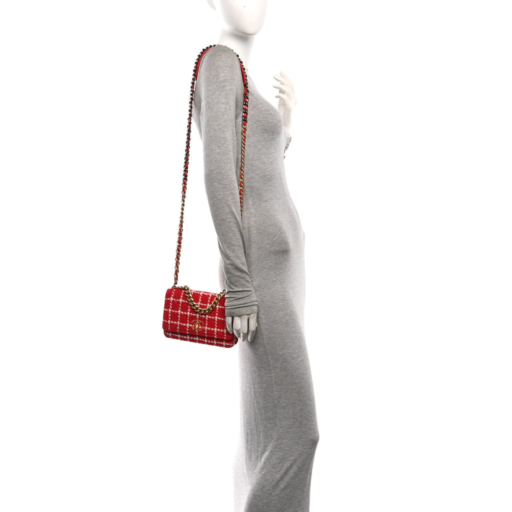 Tweed Quilted Chanel 19 Wallet On Chain WOC Red White