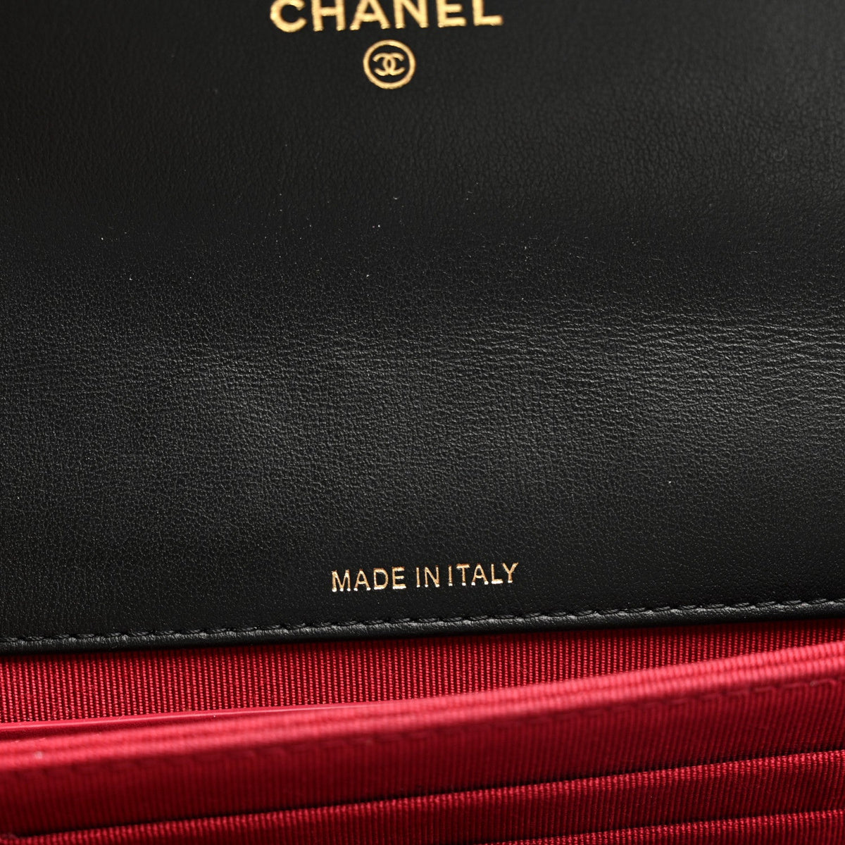 Lambskin Quilted Chanel 19 Flap Clutch Black