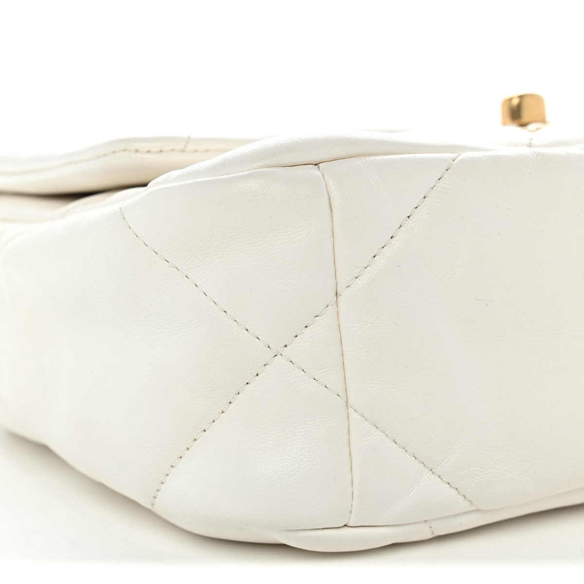 Goatskin Quilted Medium Chanel 19 Flap White