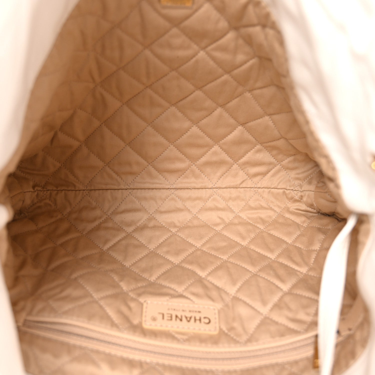 Shiny Calfskin Quilted Small Chanel 22 White