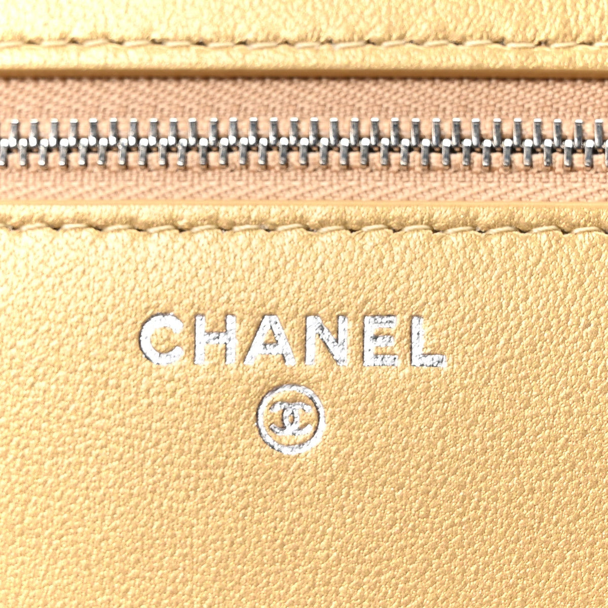 Calfskin Lizard Embossed Wallet On Chain WOC Gold