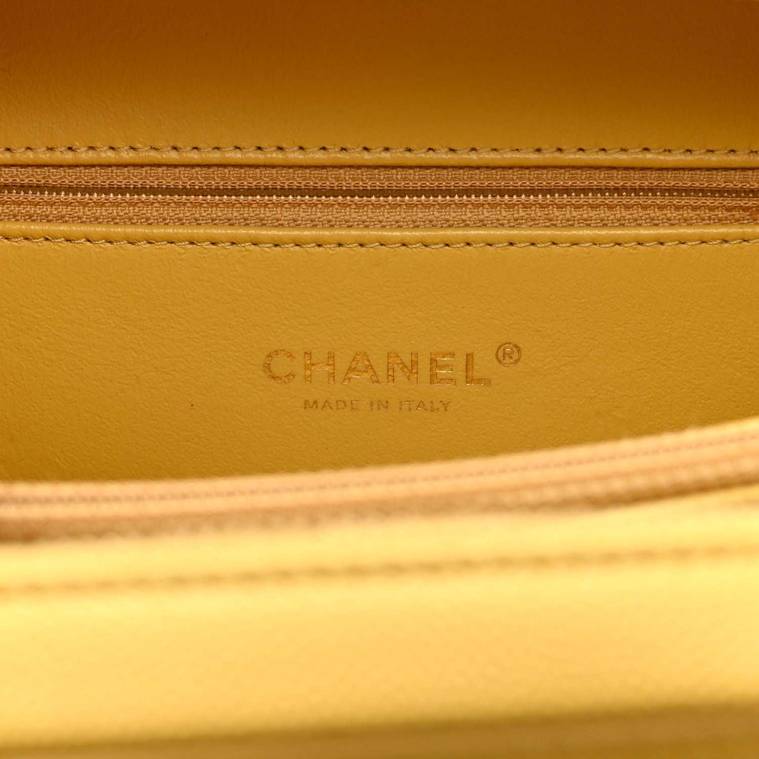 Caviar Quilted Medium CC Filigree Vanity Case Yellow