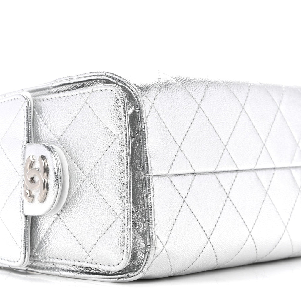 Metallic Caviar Quilted Mini Chanel 25 Handbag Silver