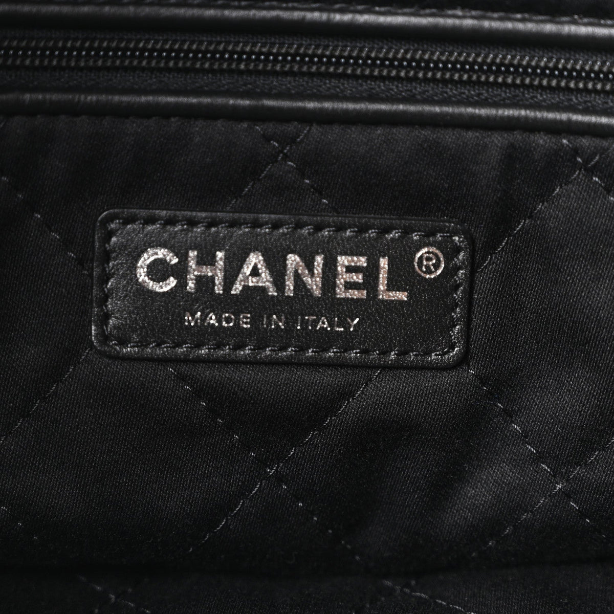 Denim Quilted Floral Print Small Chanel 22 Black