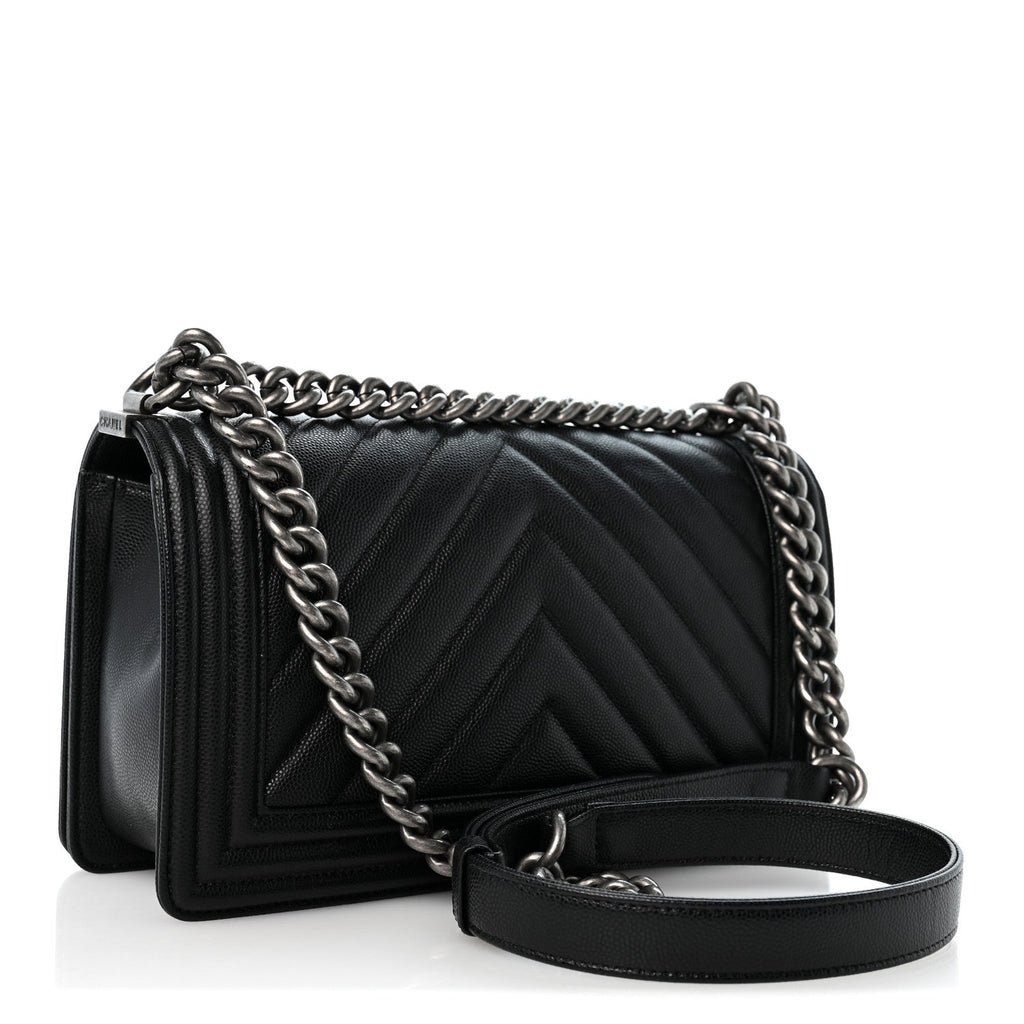 Caviar Chevron Quilted Medium Boy Flap Black