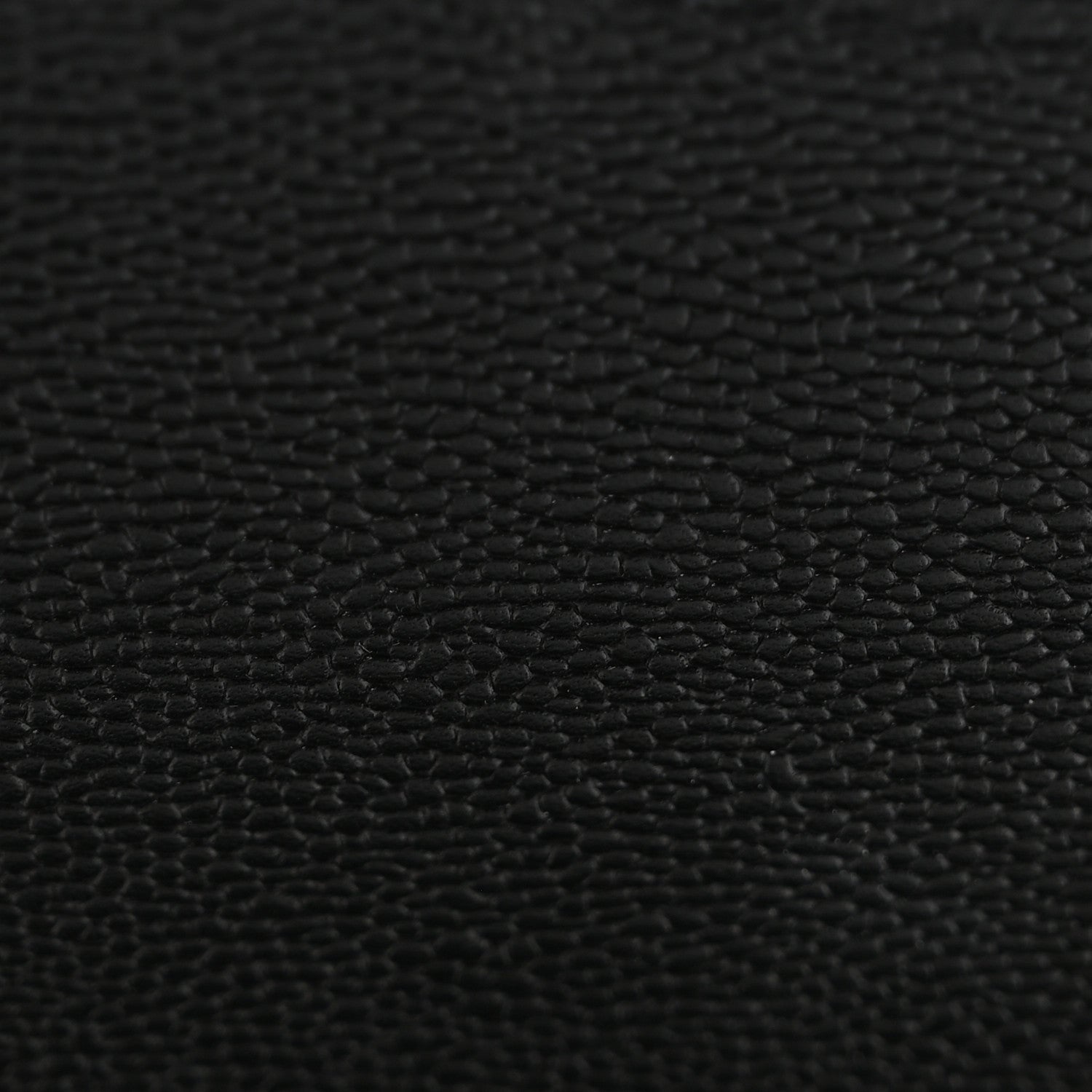 Caviar Quilted Medium Chain Around Boy Flap Black