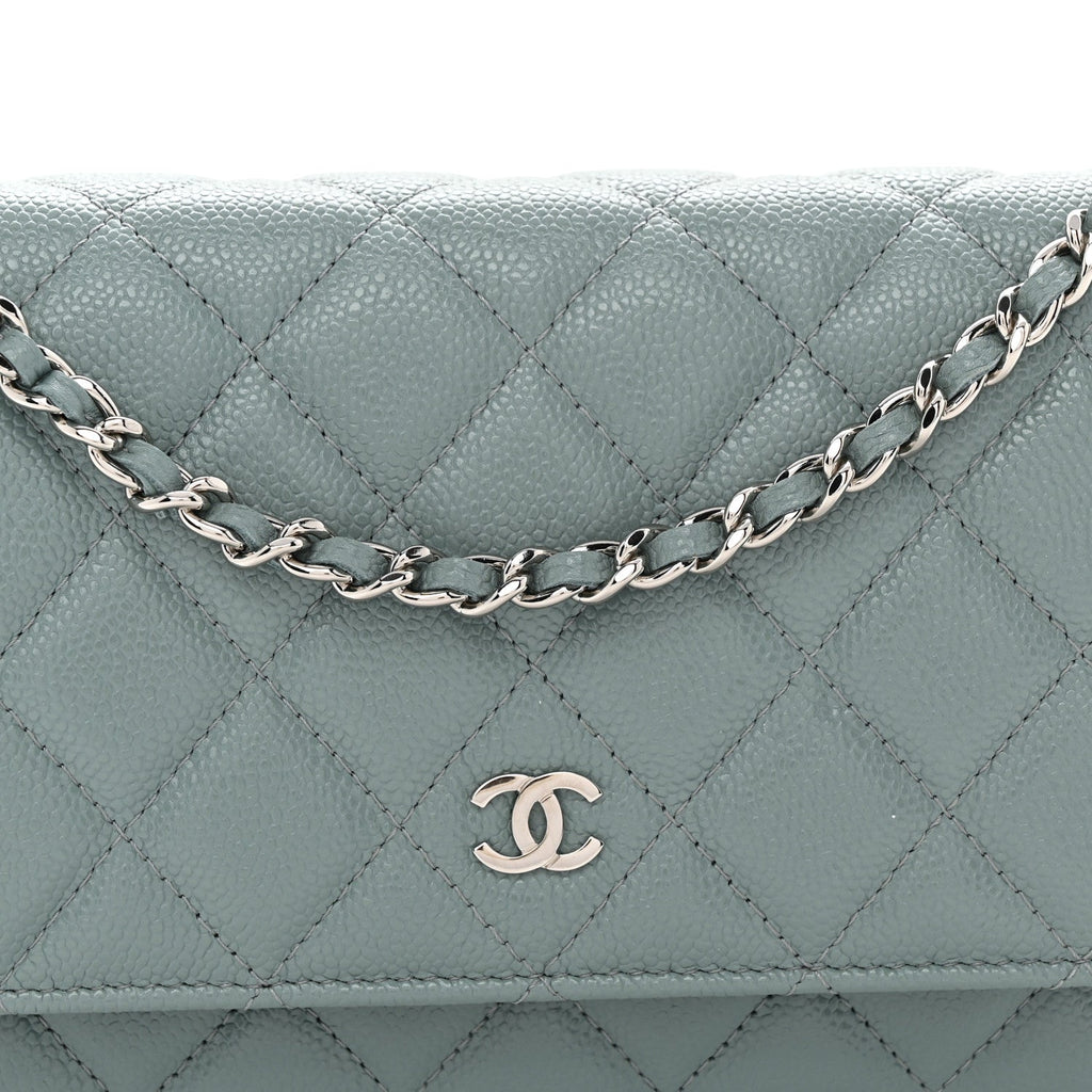 Caviar Quilted Wallet on Chain WOC Light Blue
