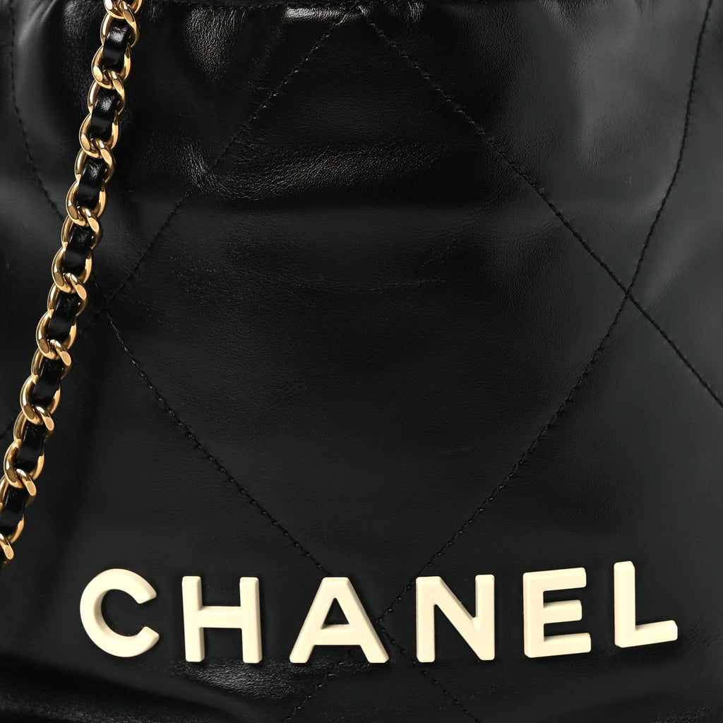Shiny Calfskin Quilted Mini Chanel 22 Black White