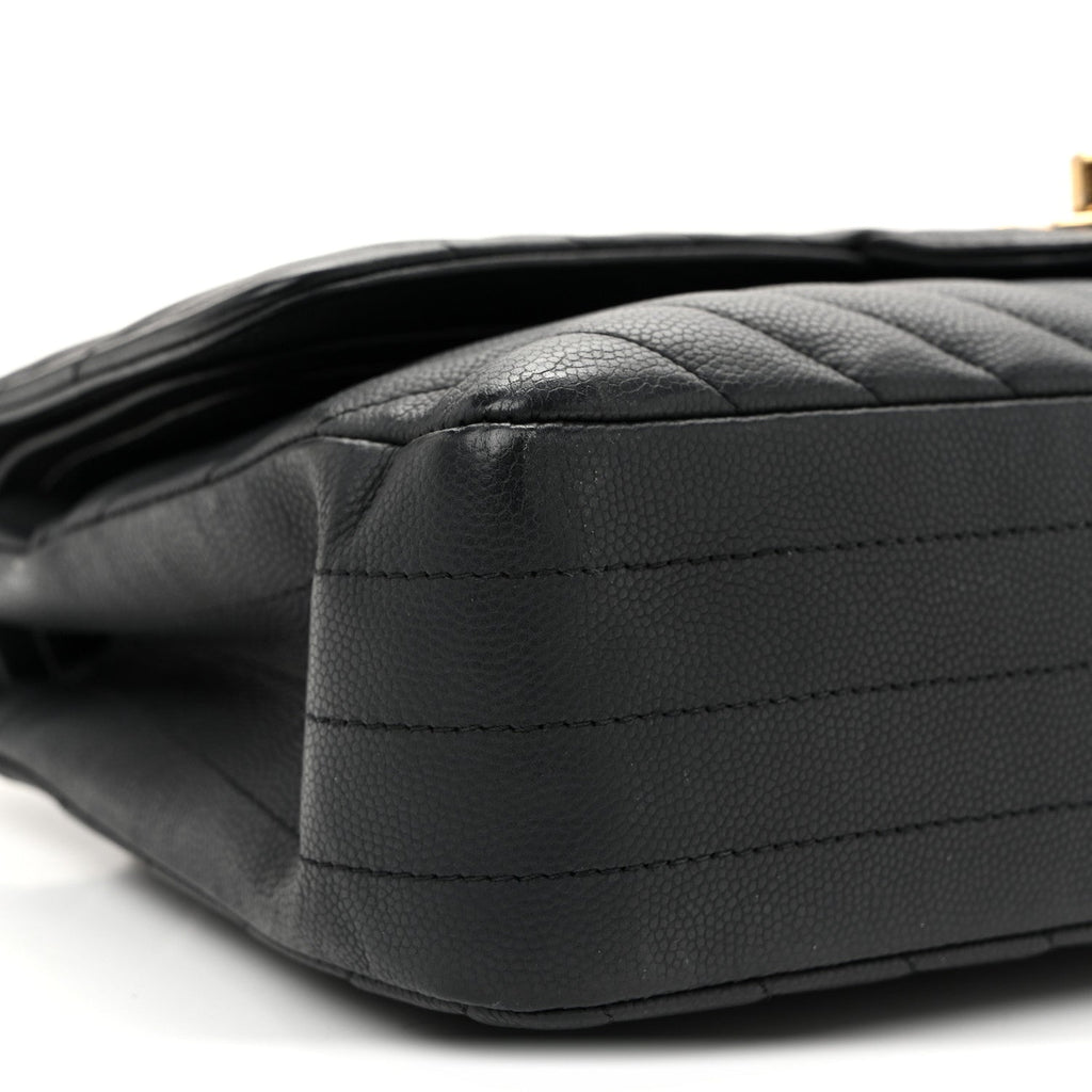 Matte Caviar Chevron Quilted Medium Double Flap Black